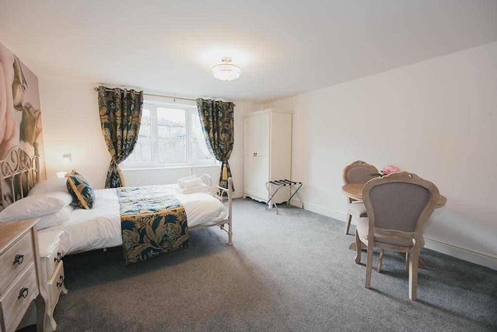 Cambridge River Court Apartments Corporate Stays UK