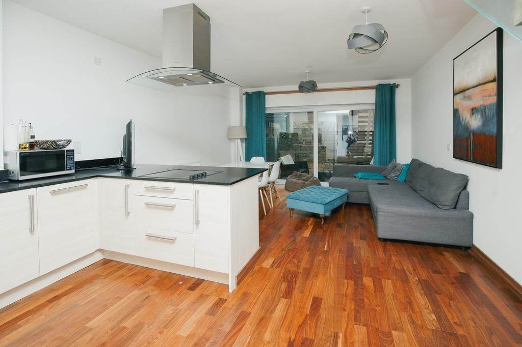 Cambridge Grand Central Apartments Corporate Stays UK