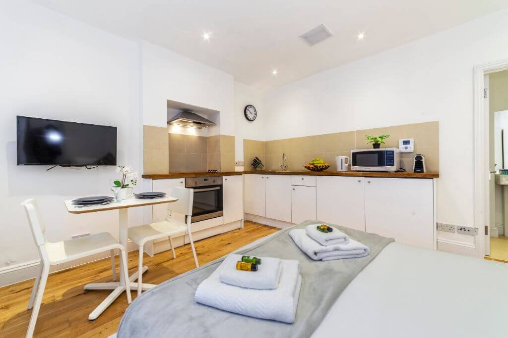 London Devonshire B1 Central Studio