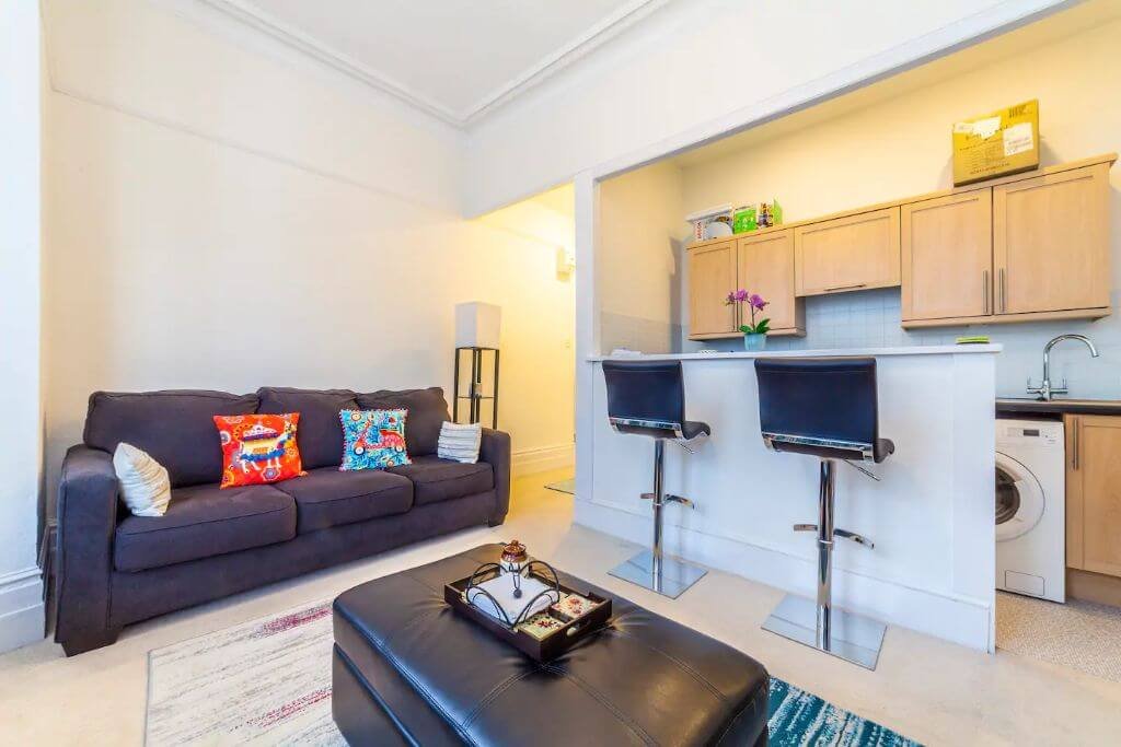 London Holmdale Atmospheric 1BDR Apt