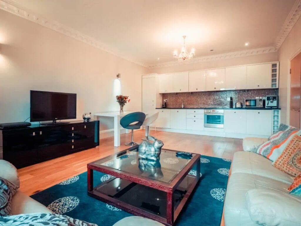 London Belsize Park Family Size Apartment
