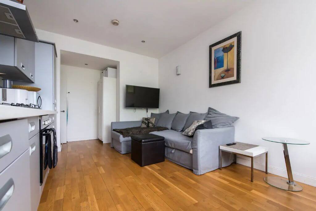 London Kentish 512 Exclusive 1BDR Apt