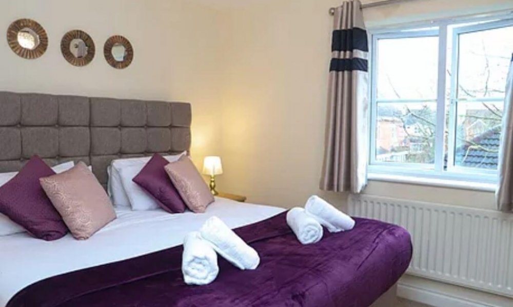 Leicester Astley House